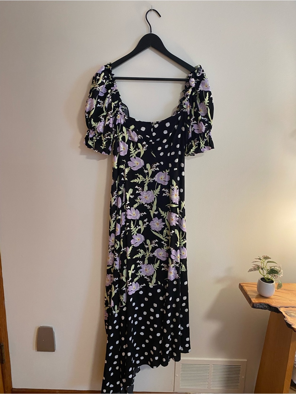 Urban Outfitters Asymmetrical Midi Puff Sleeve Dress - Picture 2 of 9